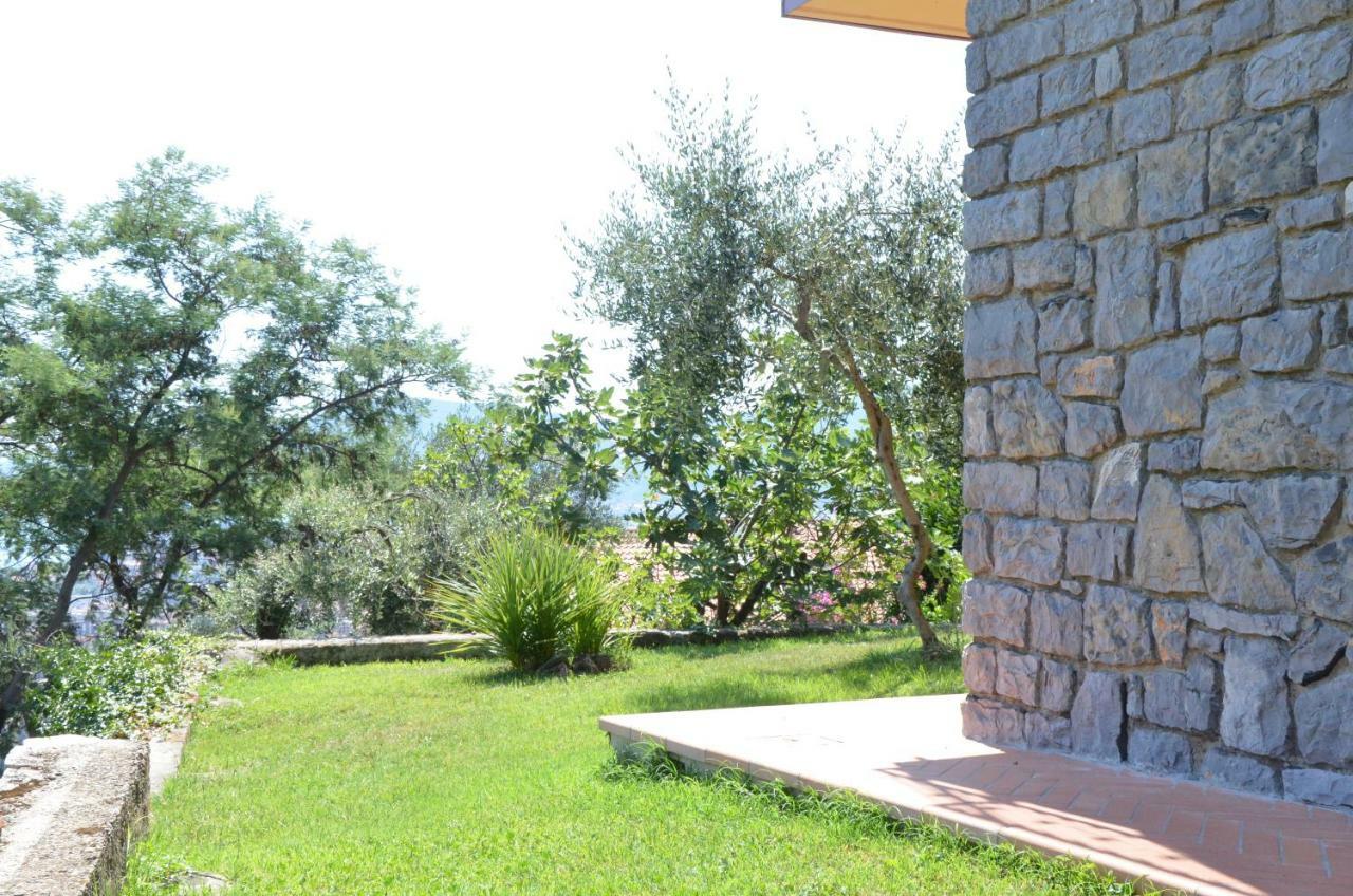 Ferienwohnung La Casa Con Vista Di Emma Vezzano Ligure Exterior foto